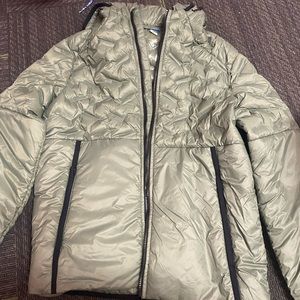 Old navy army green puffer jacket